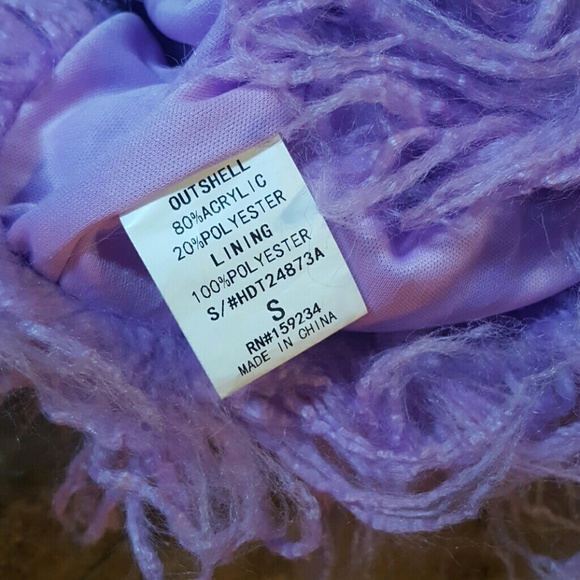 Off the shoulder top in lavender size small purple - Picture 4 of 5
